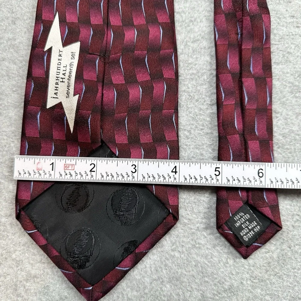 Vintage Grateful Dead 'Jahrhundert Hall 17th Set' Burgundy Geometric Tie 1996